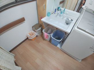 洗面リフォーム 車椅子でも使いやすい、バリアフリーの洗面所