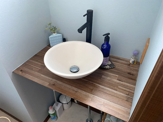 洗面リフォーム 使い心地とデザインにこだわった理想の手洗いカウンター