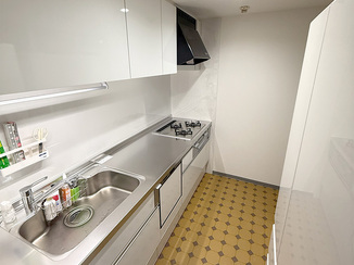 キッチンリフォーム マグネットパネルで作業効率がアップしたキッチン